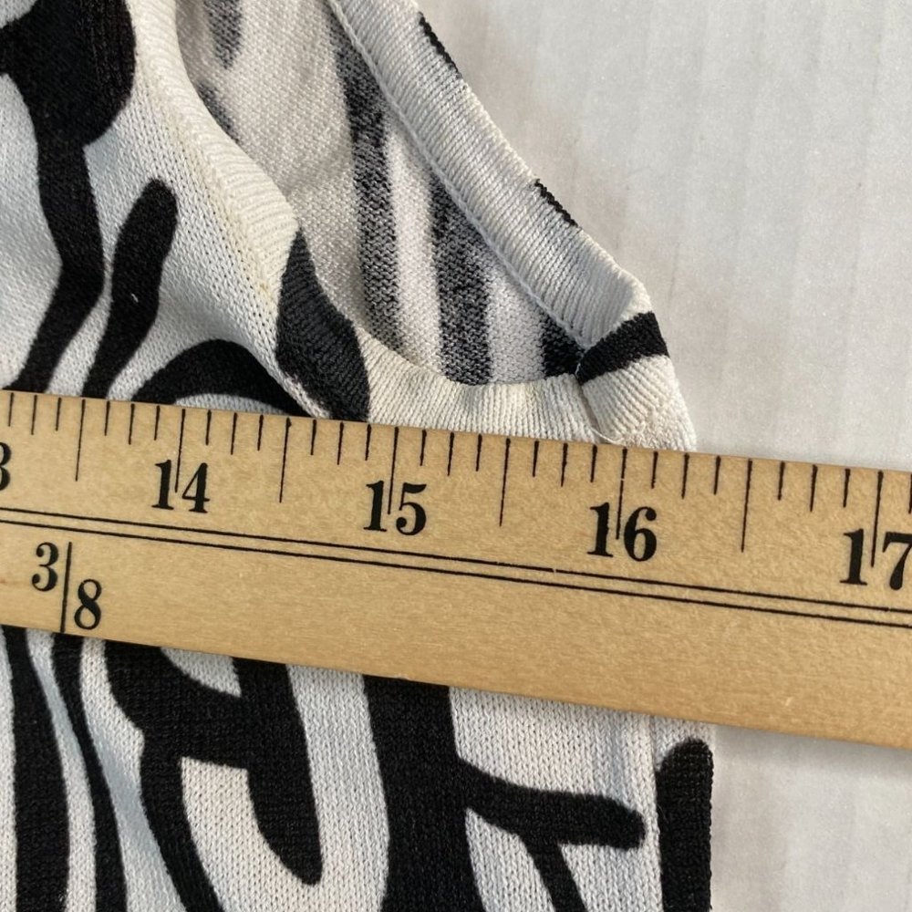 Joseph A Womens Black and White Zebra Knit Top S with Crochet Neckline Boho Y2K - Picture 8 of 9